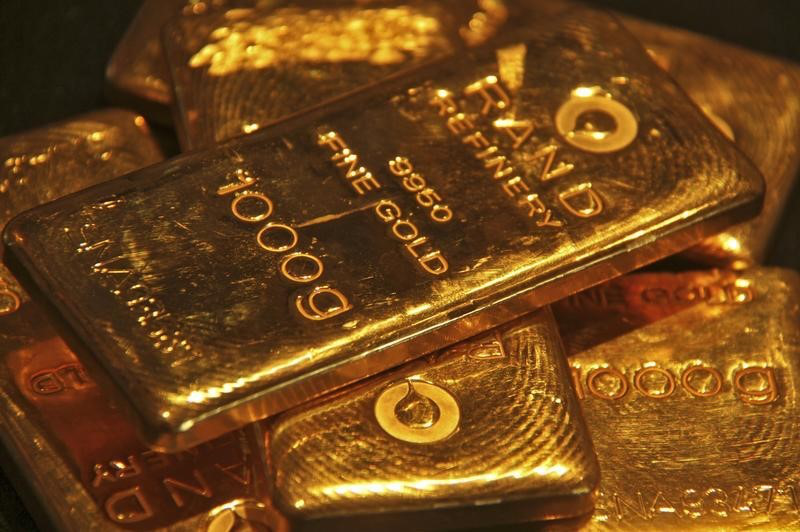 Gold, Copper Prices Move Little Amid Growing Economic Jitters